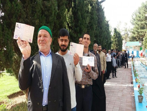 جریان اصلاحات استان طی ۴ سال، ۲۰ درصد از حامیانش را از دست داد/ اگر جریان پیروز اکثریت را نادیده بگیرد با خشم انقلابی مردم مواجه خواهد شد