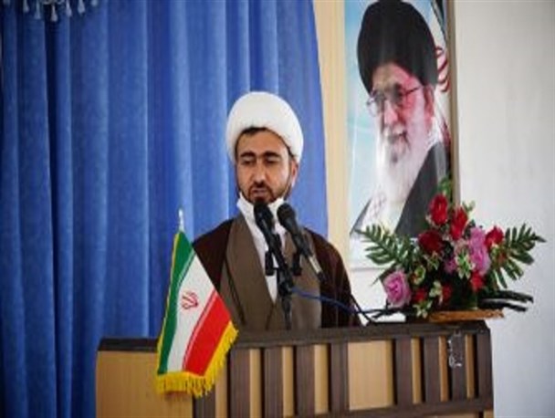 بروکراسی اداری، زنجیری بر پای تولیدکنندگان است/ آمریکایی‌ها محکوم به افول و سقوط هستند