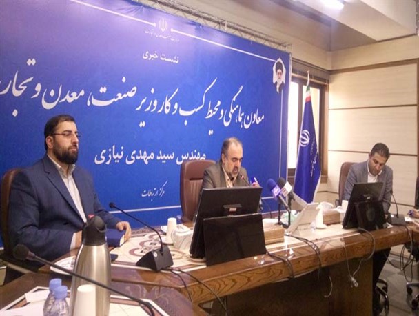 مصوبه سران قوا برای تسهیل فضای کسب‌وکار/ تورم جهانی، بخشی از گرانی‌های موجود را رقم زده است