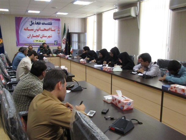 نشست صمیمی فرمانده سپاه ناحیه گچساران با اصحاب رسانه