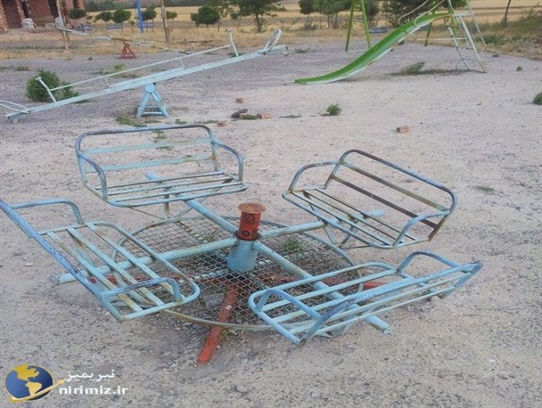 فقدان پارک بازی استاندارد در شهر توریستی نیر