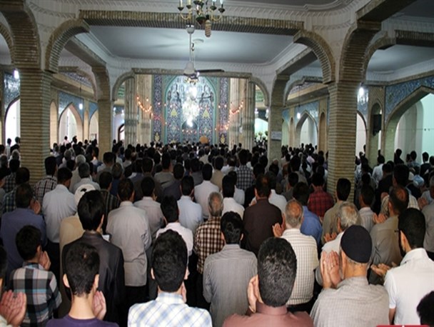 گزارش تصویری از اقامه نماز عید فطر در شهرستان نقده
