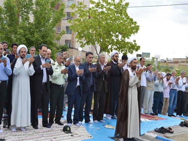 نماز عید فطر در پردیس برگزار شد