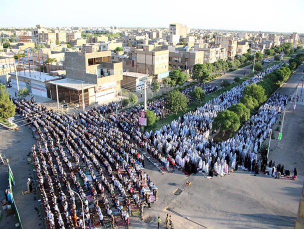 تصاویر/ اقامه نماز عید فطر در سرخس