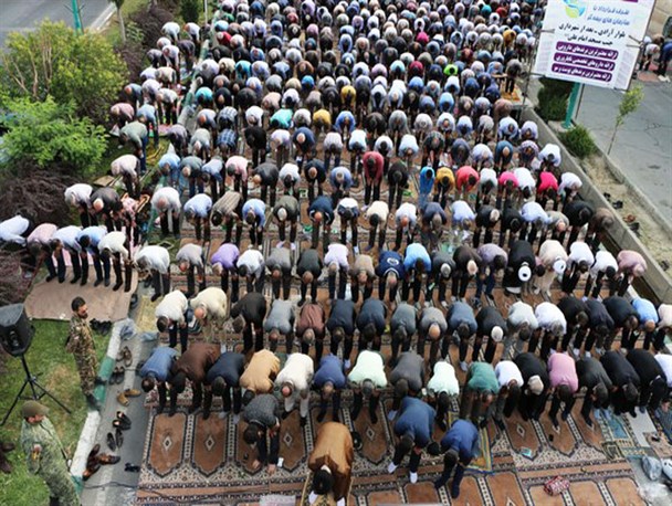نماز عید فطر شهر اندیشه + تصاویر