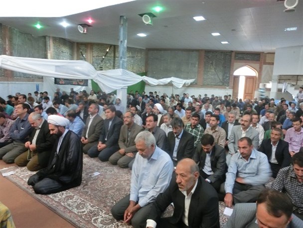 برگزاری باشکوه نماز عید فطر درکلات