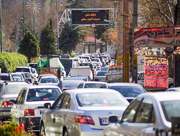 جاده های البرز سرریز سیل مسافران تعطیلات عید فطر+تصاویر