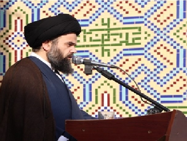 عید فطر نماد قدرت امت اسلامی/ تنها با عمل به قرآن در تجارت و سیاست خارجی موفق خواهیم بود