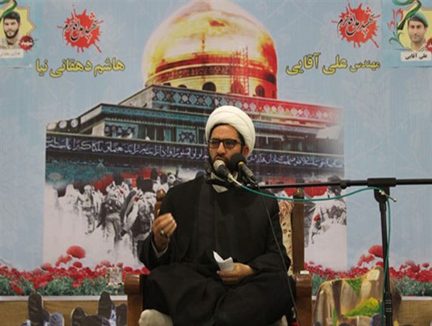 بزرگترین مبارزه شهداء، مبارزه با لیبرالیسم است