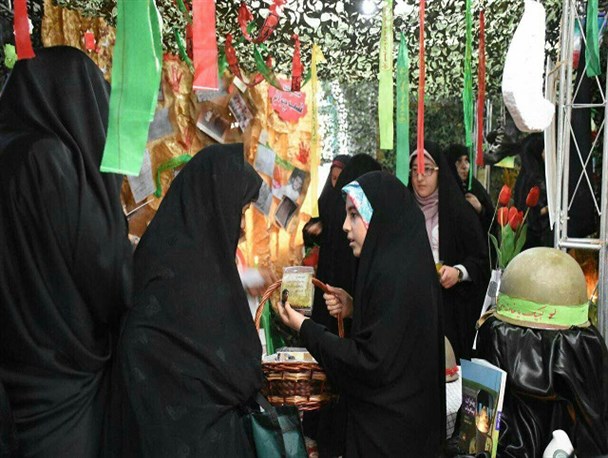 اجرای طرح نشاط معنوی «پر پرواز» ویژه نوجوانان در امامزاده شمس‌الدین محمد (ع) دماوند