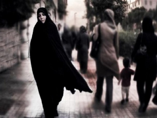 حجاب محور حضور زنان در جامعه است/یکی از عوامل مهم طلاق، بدحجابی است