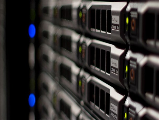 کدام بهتر است؟ هاست ارزان یا هاست حرفه ای