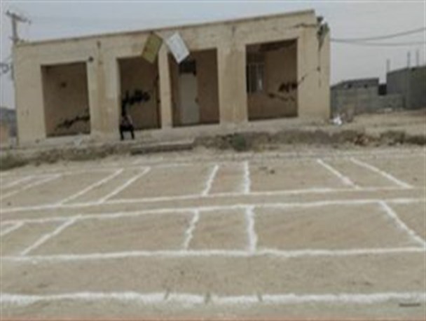 عملیات اجرایی مدرسه ۶کلاسه روستای سایه‌خوش در پنجمین روز بعداز وقوع زلزله آغاز شد