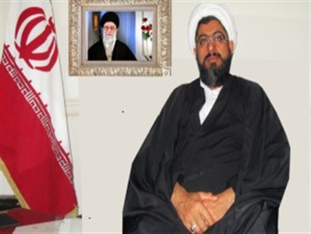خبرنگاران بدون شانتاژ و بزرگ نمایی مشکلات جامعه را انتقال دهند