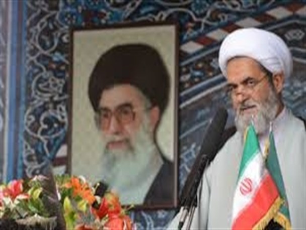 مسئولین کشور خیلی روی آمریکا حساب باز نکنند/ این‌ها امامزاده نیستند، کور شفا دهند