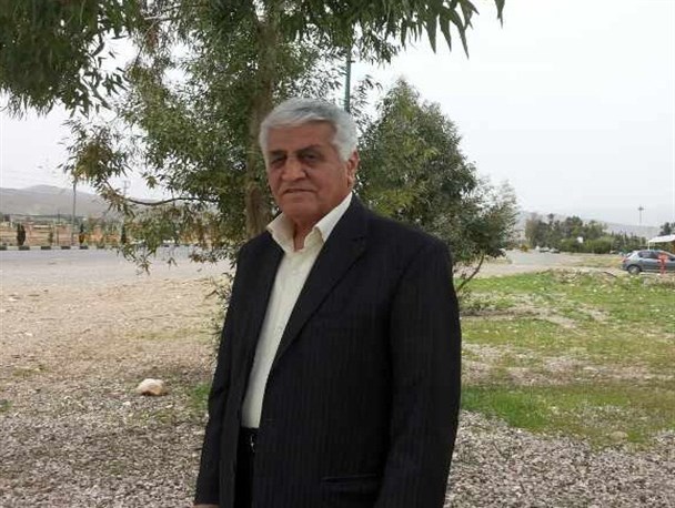 هنرمندان در شهرستان ها یتیم اند