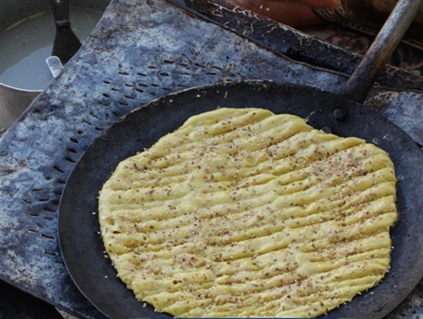 گرده ورمده، نان محلی شیرین و محبوب فراشبندیها+ تصاویر