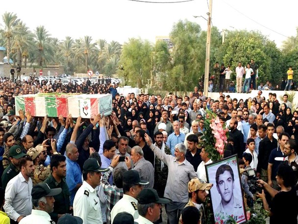پیکر مطهر شهید افسرده پس از 33 به وطن باز گشت