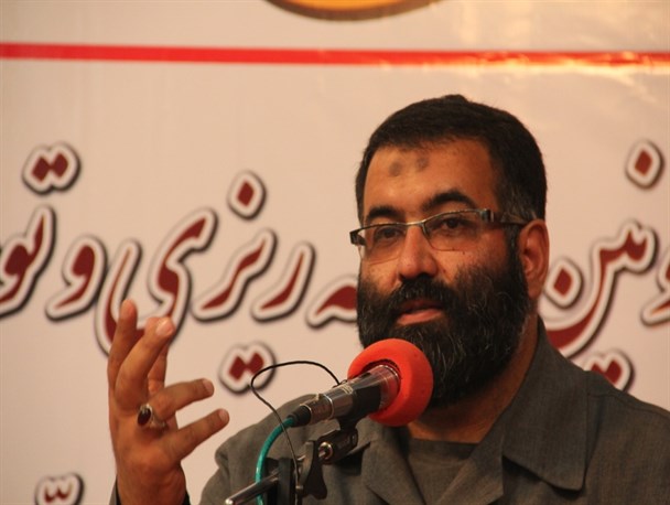 برجام 20 سال ما را از آرمان تحقق تمدن نوین اسلامی دور کرد/مراقب دسیسه دشمن در طب و تغذیه باشید