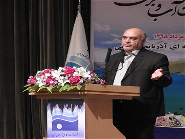 رهاسازی یک میلیارد و 140 میلیون متر مکعب آب به دریاچه ارومیه/همه مسئولین و مردم باید پاسخگو باشند