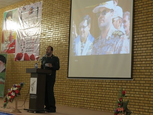 فرمانده سابق سپاه بیجار خواستار رسیدگی بیشتر مسئولان به کارخانه سیمان شد