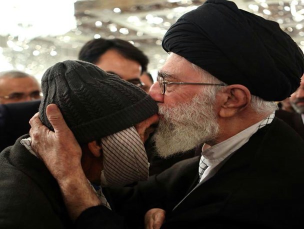 «بابا رجب» صاحبانِ «فیشهای نجومی و وامهای میلیاردی» را شفاعت نکنید