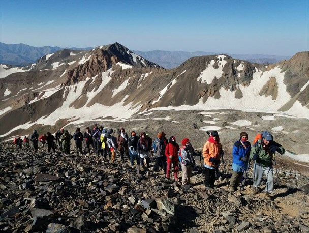 کوهنوردان گچسارانی بر فراز آلپ ایران+تصاویر