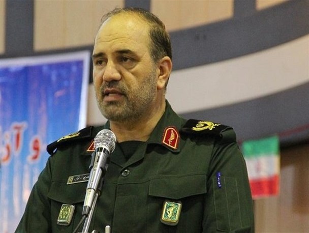 توزیع کمک‌های مومنانه با حفظ کرامت خانواده‌های نیازمند