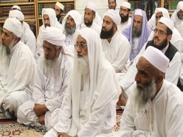 آمادگی برای خدمت، خصوصیت بارز سبزپوشان انقلاب/چشم جهان خیره به اقدامات سپاه و بسیج در رزمایش کمک مومنانه است