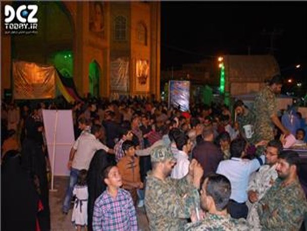 آستانه حضرت سبزقبا مملو از زائران و دلباختگان در شب میلاد امام رضا +تصاویر