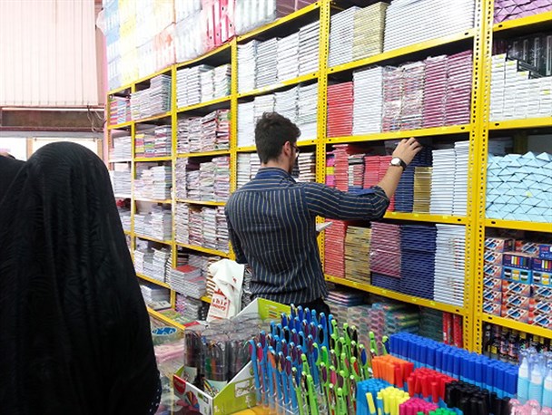 وقتی زرق و برق لوازم التحریر خارجی رونق از تولیدات داخلی می گیرد