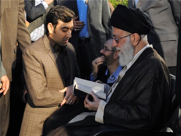 دیدار با رهبر انقلاب، یک حس عالی را به انسان القا می‌کند