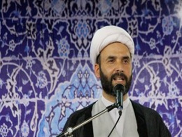 پس از گذشت بیش از ۲ سال سرانجام امام جمعه در اشتهارد ساکن گردید!