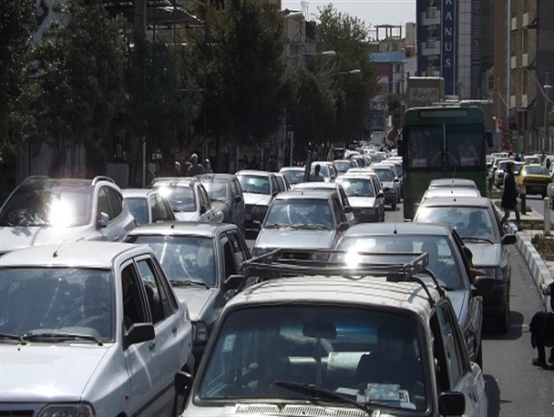 پارکینگی به نام خیابان آزادی شهرقدس/مشکلات ترافیکی شهر قدس نیازمند مطالعات جامع شهری