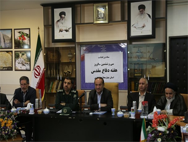 دفاع مقدس برای نسل‌های آینده هنرمندانه بیان شود