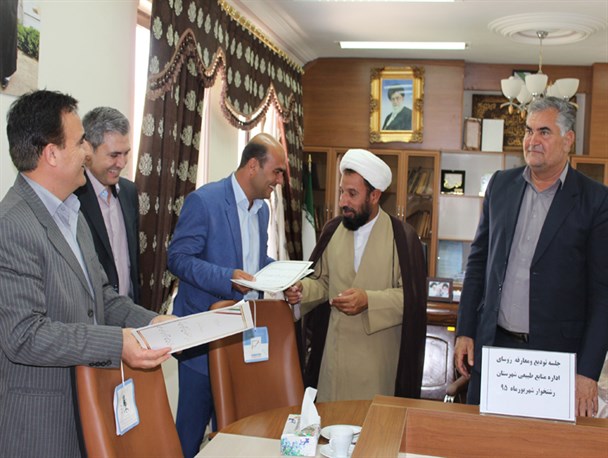 آیین تودیع و معارفه روسای منابع طبیعی رشتخوار برگزار شد