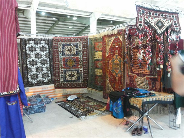 افتتاح دهمین نمایشگاه سراسری صنایع دستی و هنرهای سنتی در کرمانشاه