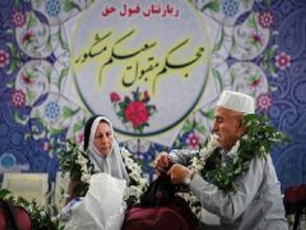 اولین گروه حجاج با تأخیر به اصفهان بازگشتند/ ناهماهنگی‌ها دلیل تاخیر نیم روزه پرواز مدینه-اصفهان
