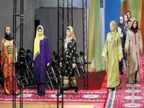 الگوهای فرهنگ بومی و دینی را پاسداری کنیم