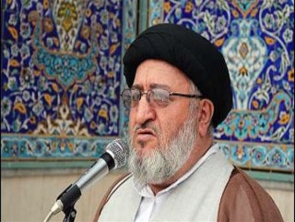 دفاع مقدس موجب افتخارآفرینی کشور شد/ سازش‌ناپذیری در مقابل دشمنان از مولفه‌های مهم شهدا