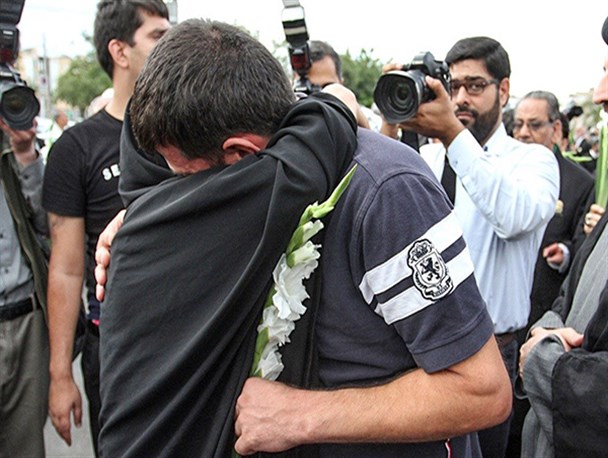 ۱۳ محکوم مالی یزدی در ماه محرم امسال به کانون خانواده بازگشتند