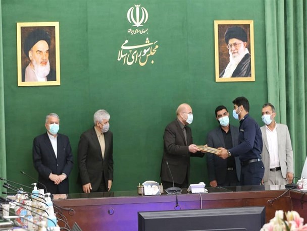 تقدیر رئیس مجلس از مدال آوران المپیک در حضور وزیر ورزش و رئیس کمیته ملی المپیک