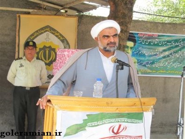 ماموران نیروی انتظامی در ذیل وحدت ، تعامل و هماهنگی خدمت بیشتری را به مردم داشته باشند
