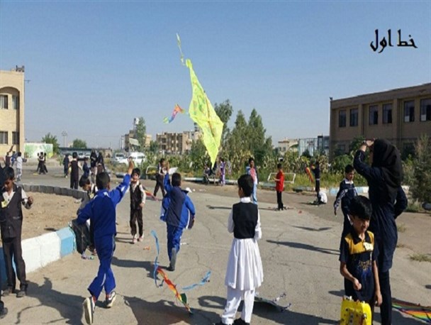 جشنواره پرواز بادبادکها در زاهدان برگزار شد+تصاویر