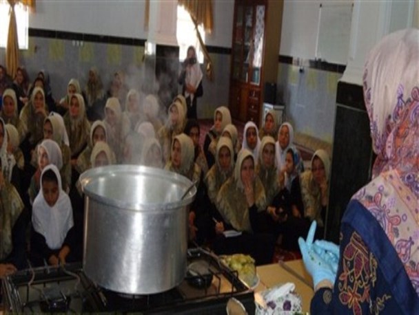 آموزش طبخ آبزیان به بانوان اودک دوجی+ تصاویر