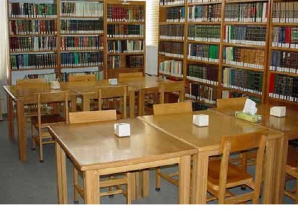 اقدام فرهنگی شهرداری شهر گتوند / اهدای ۵۰ صندلی به کتابخانه ی شهید امامی گتوند