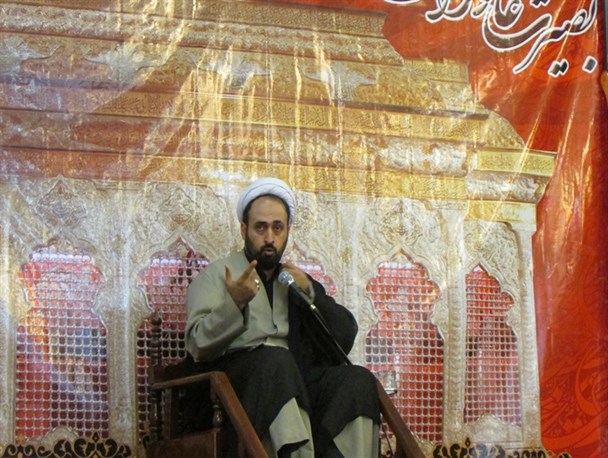 نمازی که به خاطر عزاداری به تأخیر خوانده شود آن عزاداری مقبول حضرت نیست