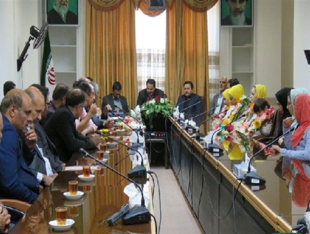 تجلیل از مدال آوران و قهرمانان جهانی ووشو در خمینی شهر+تصاویر