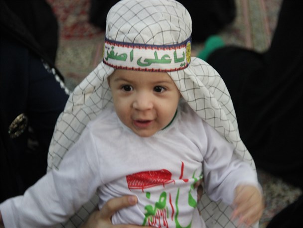 برگزاری همایش شیرخوارگان حسینی در پارسیان+تصاویر