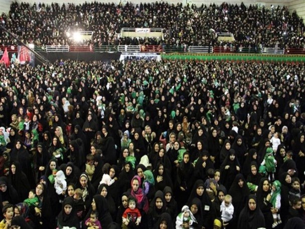 شیرخوارگان سمنانی با مادر علی‌اصغر هم‌نوا شدند